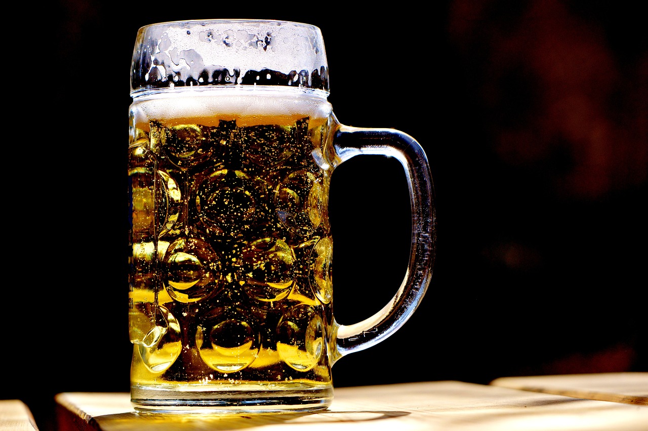 beer, mug, refreshment-2439237.jpg