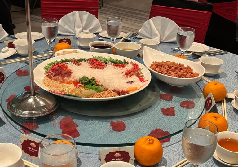 Symbolic and traditional festive fare